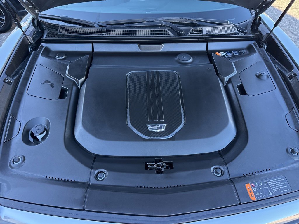 Used 2024 Cadillac Lyriq Tech w/ Driver Assist Package image 33