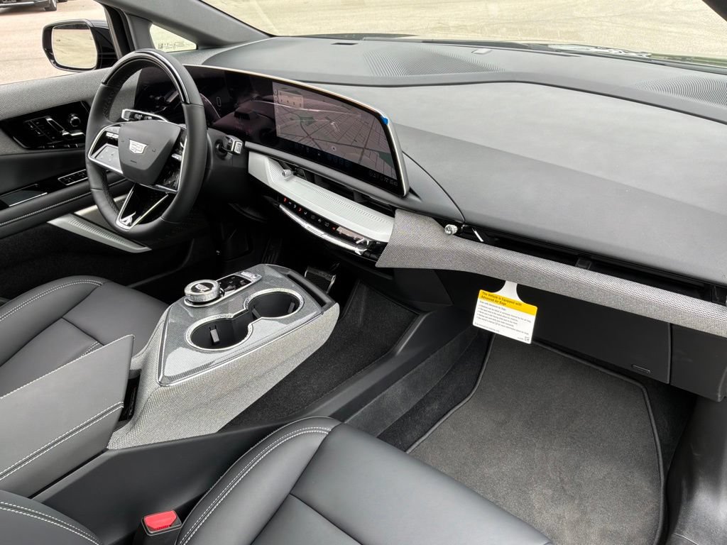 New 2027 Cadillac Optiq Luxury AWD/4WD image 40