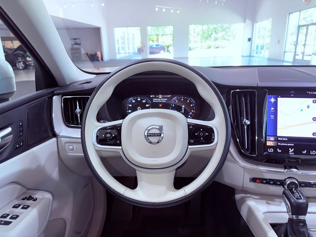 Used 2021 Volvo XC60 T5 Inscription w/ Protection Package Premier FWD image 19