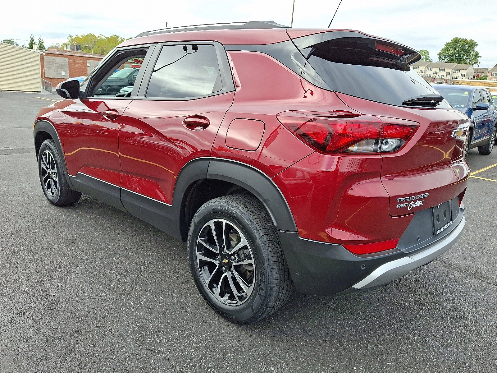 Used 2024 Chevrolet TrailBlazer LT w/ LT Cold Weather Package image 3