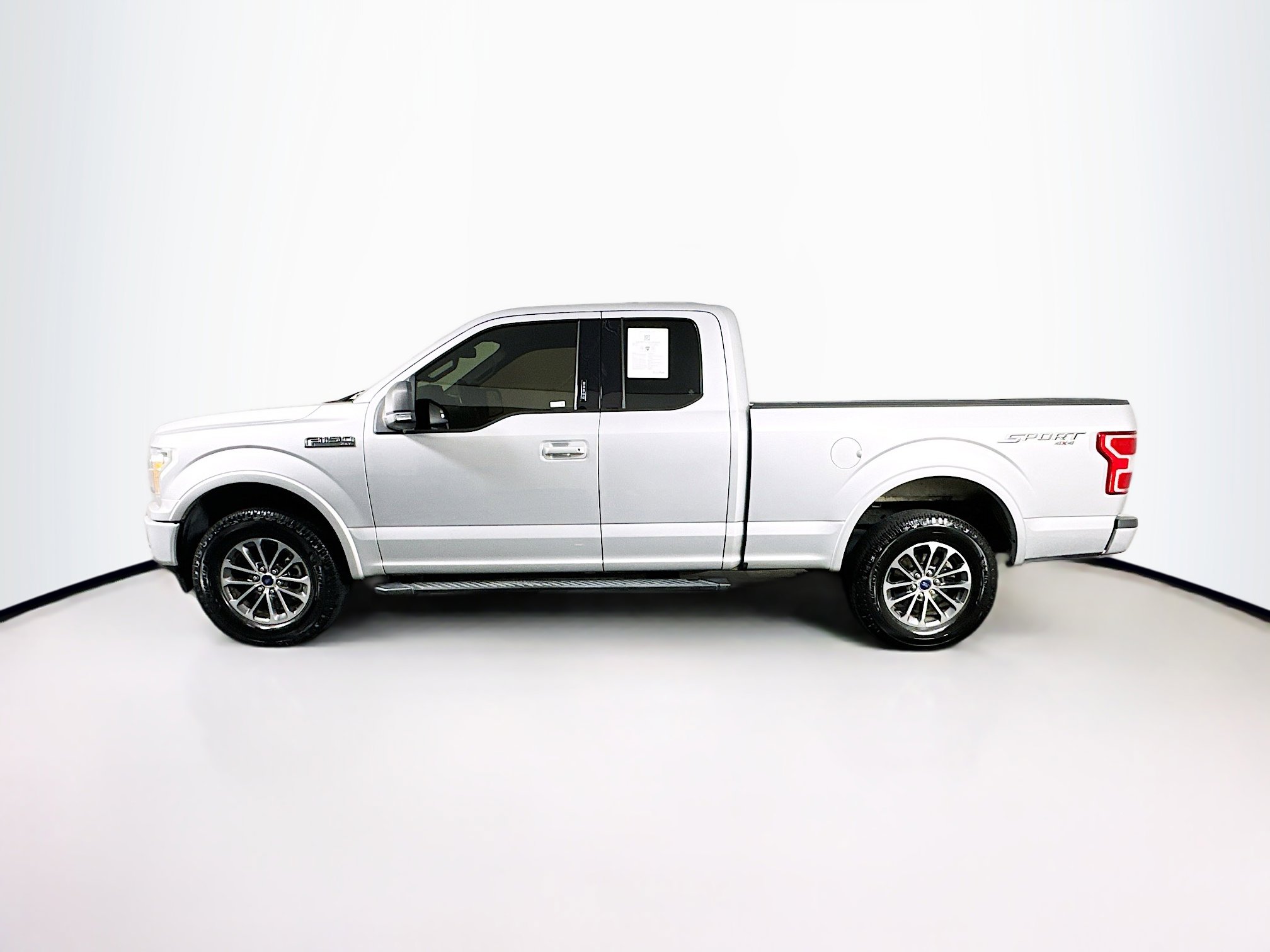 Used 2018 Ford F150 XLT w/ Equipment Group 301A Mid image 4