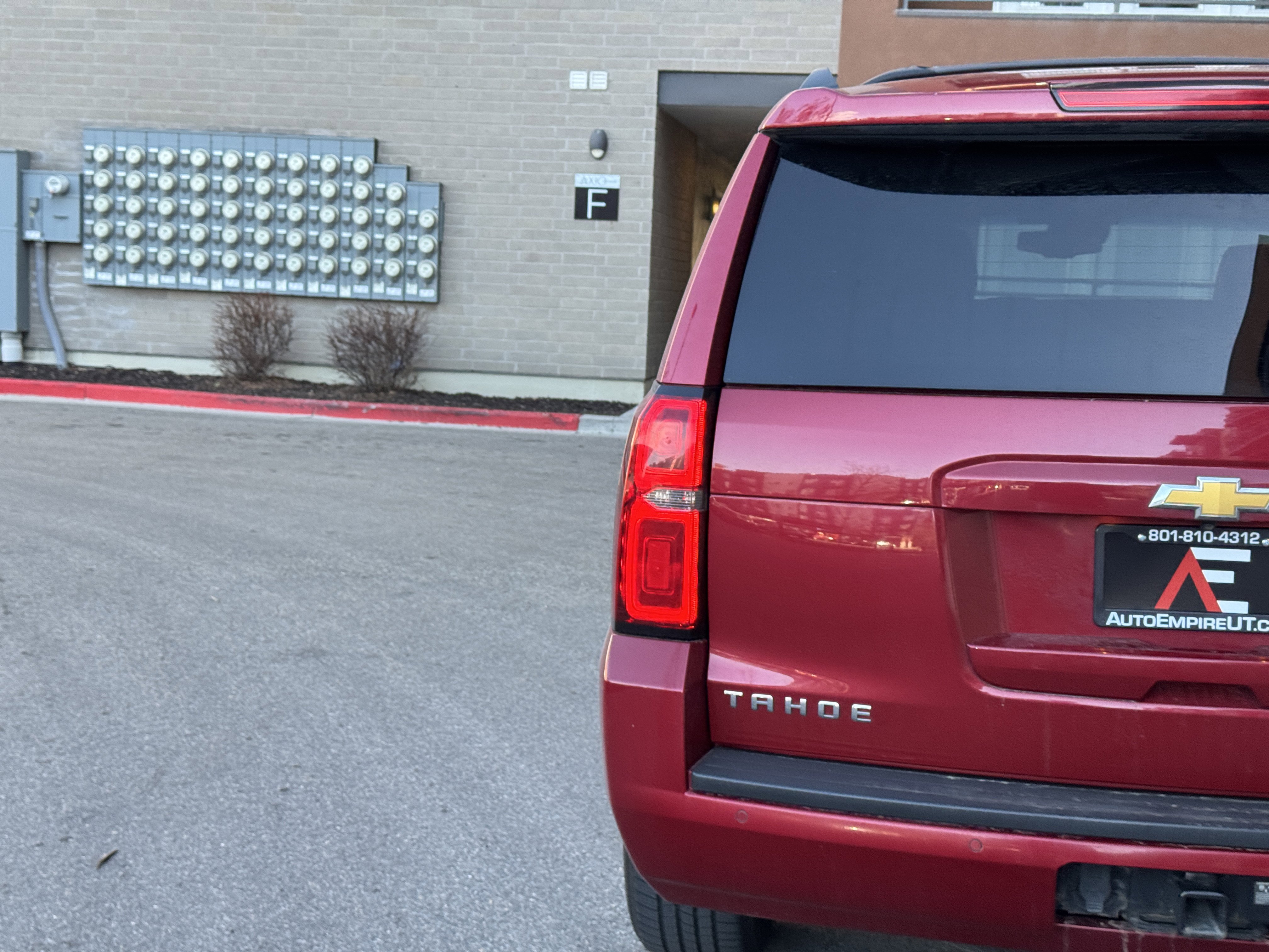 Used 2015 Chevrolet Tahoe LT w/ Max Trailering Package AWD/4WD image 5