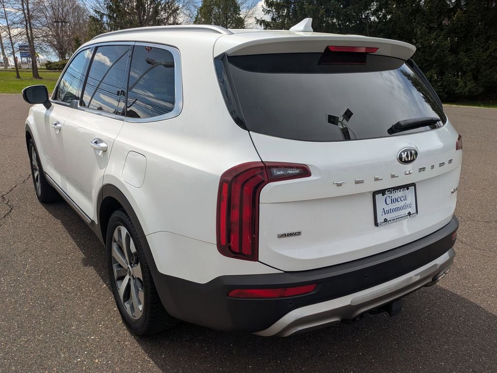Used 2020 Kia Telluride S w/ S 8 Passenger Seating Package image 7