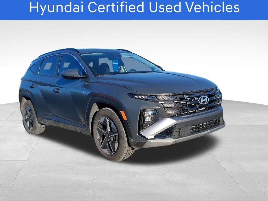 Certified 2025 Hyundai Tucson SEL image 2