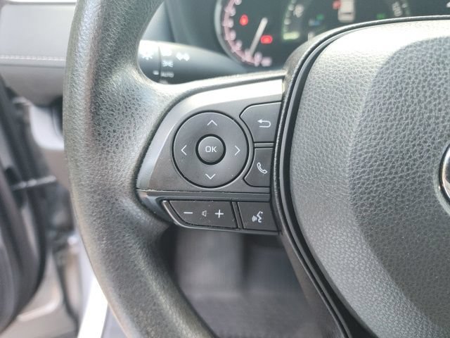Used 2023 Toyota RAV4 XLE AWD/4WD image 19