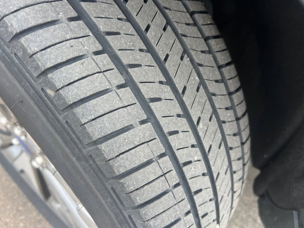 Certified 2022 Ford Escape Titanium w/ Class II Trailer Tow Package image 31