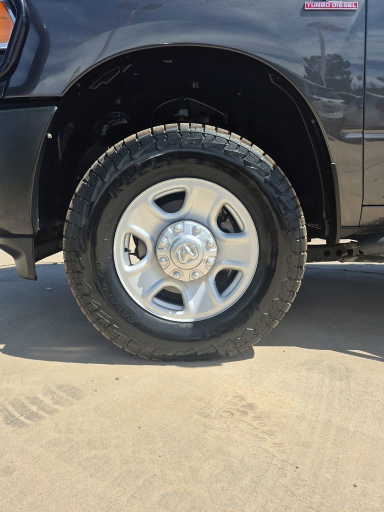 Certified 2022 RAM 3500 Tradesman AWD/4WD image 9