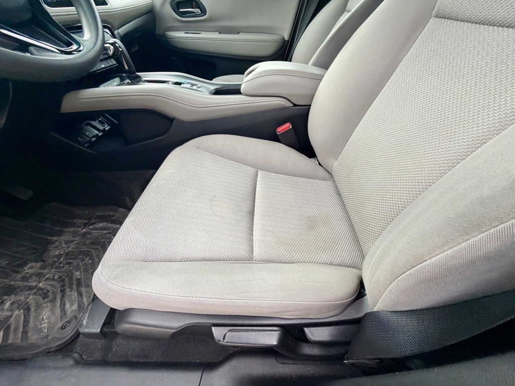 Used 2016 Honda HR-V LX image 21