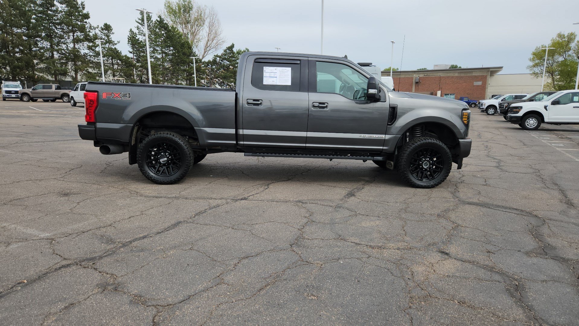 Certified 2019 Ford F350 Lariat AWD/4WD image 13