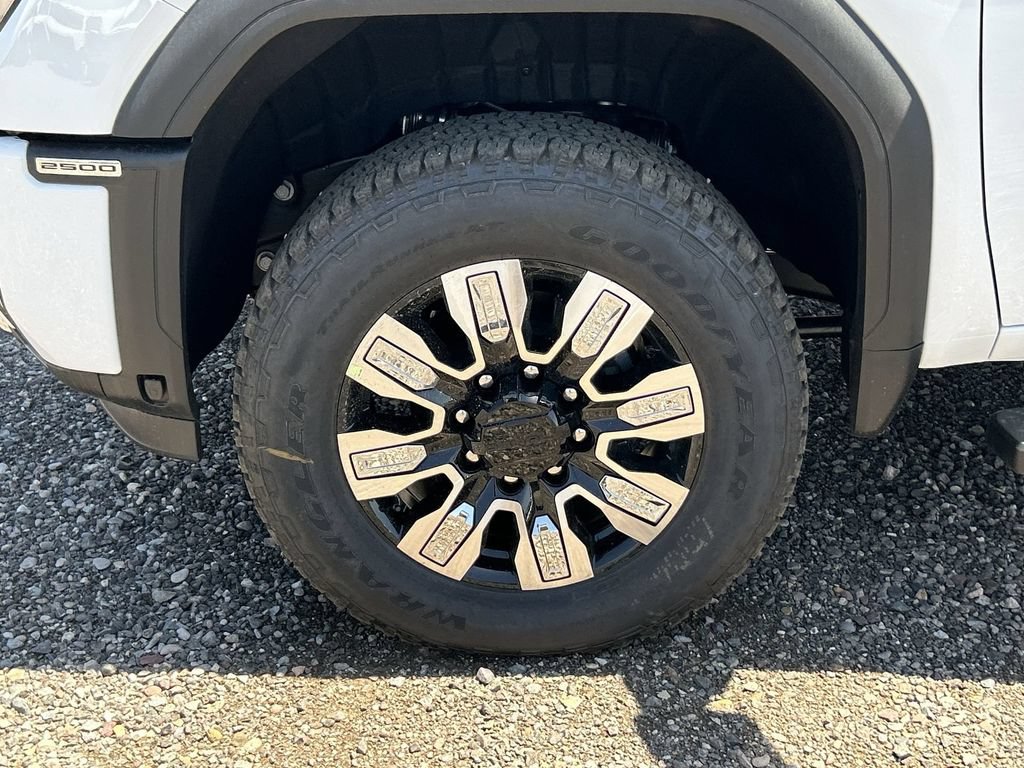 New 2026 GMC Sierra 2500 Denali w/ Denali Reserve Package AWD/4WD image 33