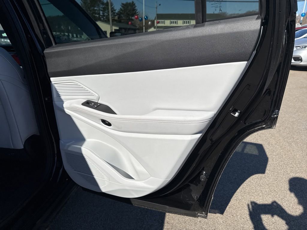 New 2026 Jeep Cherokee Limited image 28