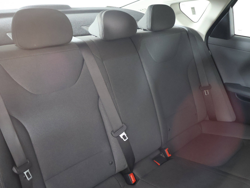 Used 2025 Kia K4 FWD image 32