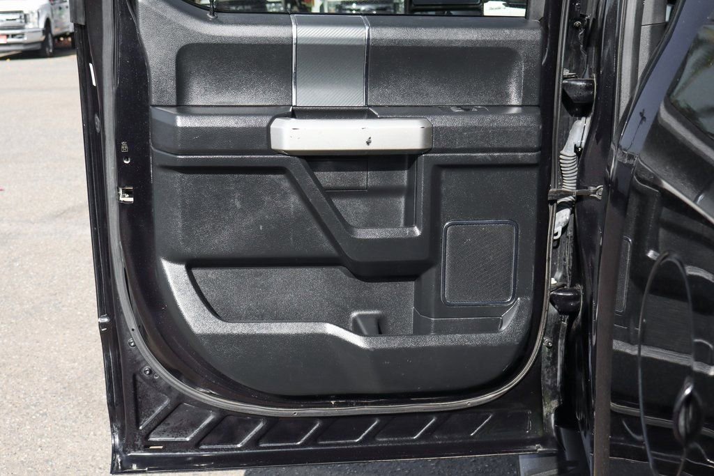 Used 2020 Ford F150 Lariat image 28