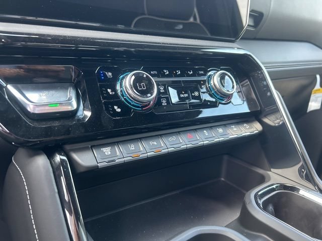 New 2026 GMC Sierra 2500 AT4X w/ LPO, Black Badging Package AWD/4WD image 29