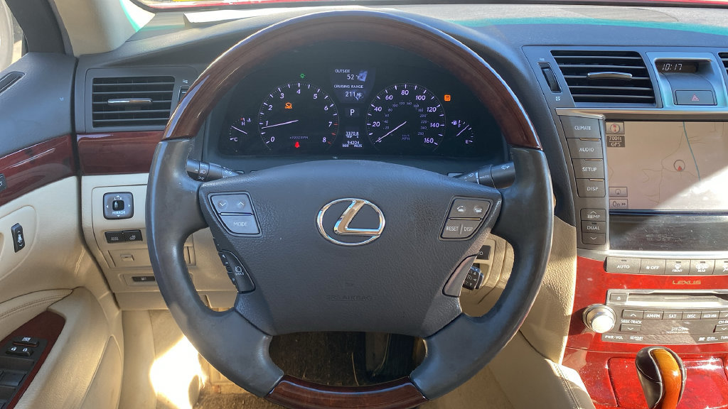 Used 2011 Lexus LS 460 AWD w/ Luxury Value Edition image 23