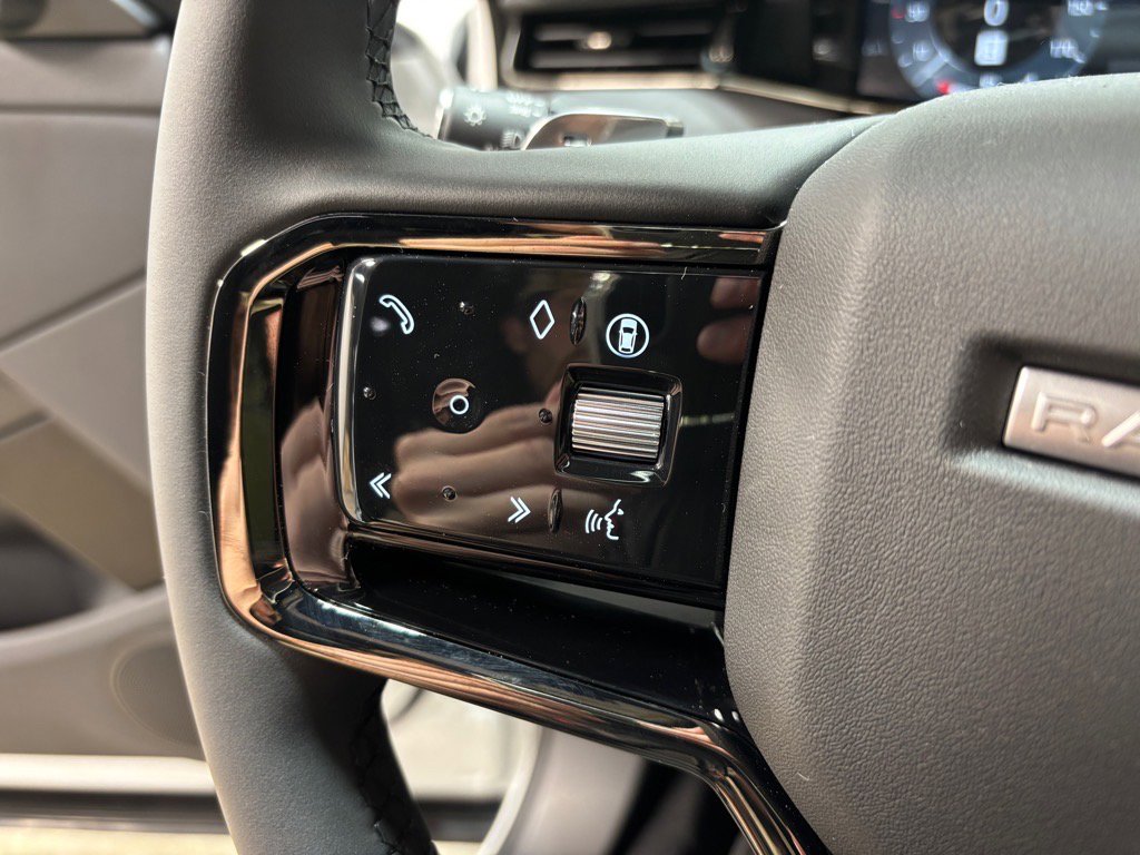 New 2026 Land Rover Range Rover Evoque S image 20