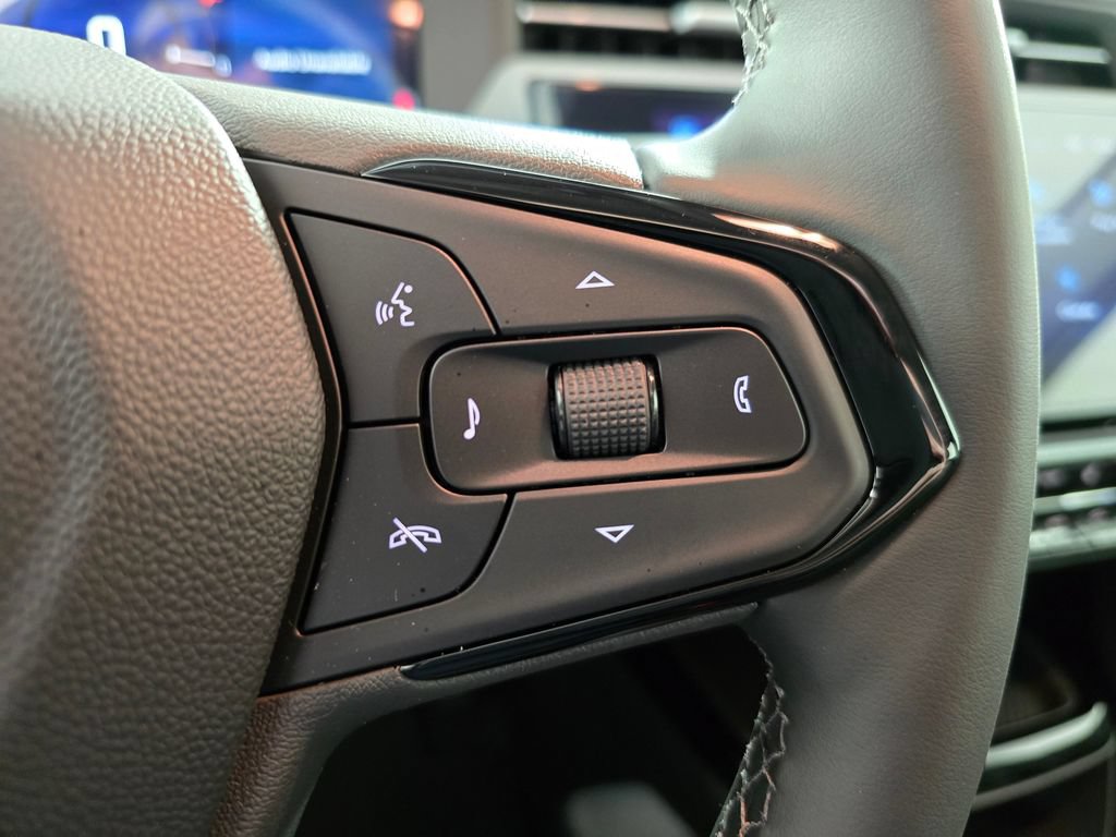 New 2027 Chevrolet Bolt LT w/ Comfort Package FWD image 26