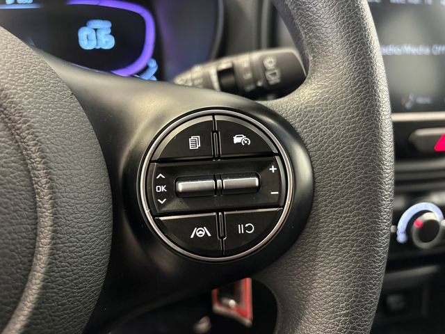 Used 2025 Kia Soul LX w/ LX Technology Package image 14