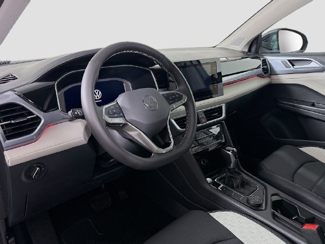 New 2026 Volkswagen Taos SEL AWD/4WD image 9