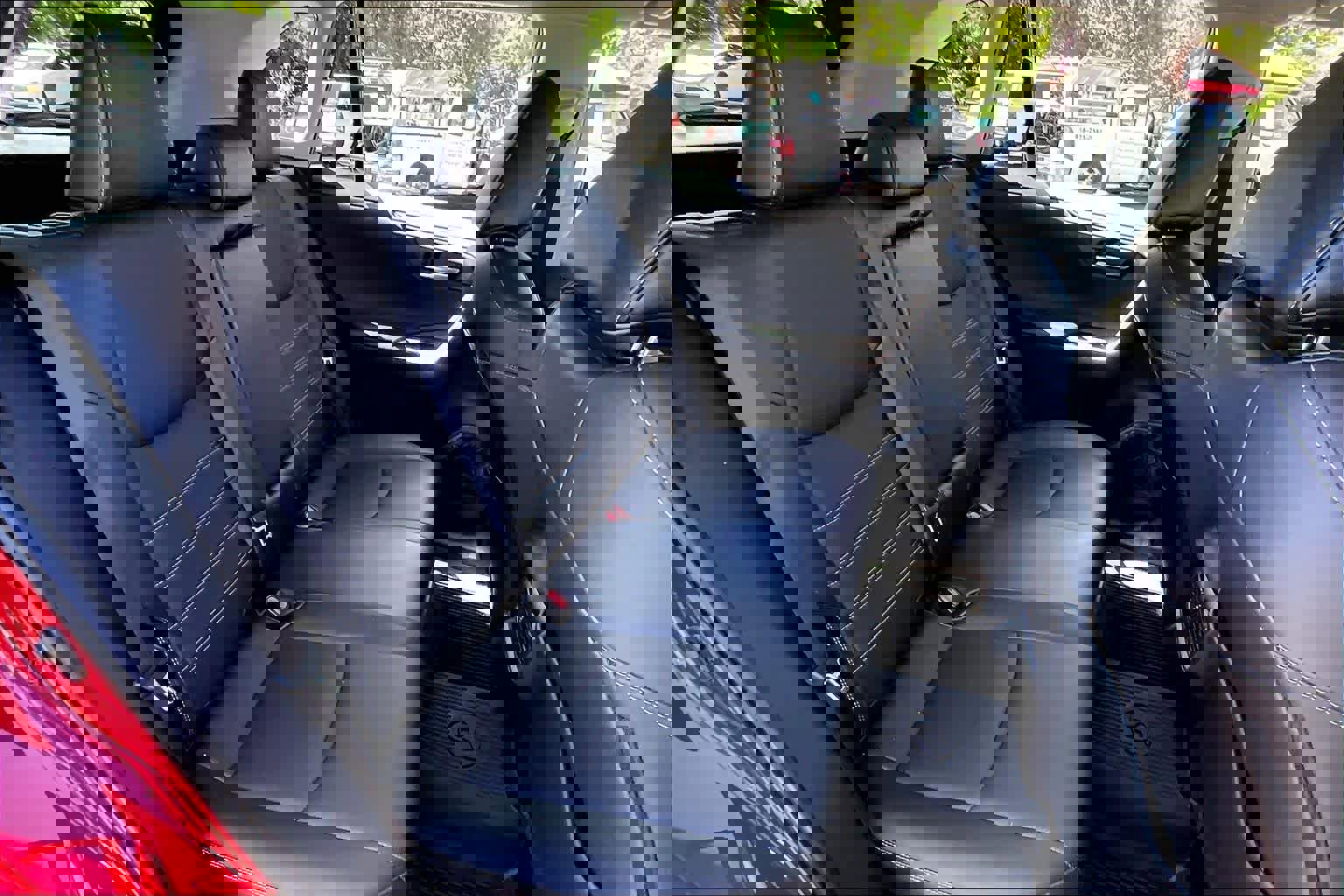 Used 2025 Toyota RAV4 Limited w/ Advanced Technology Package AWD/4WD image 19