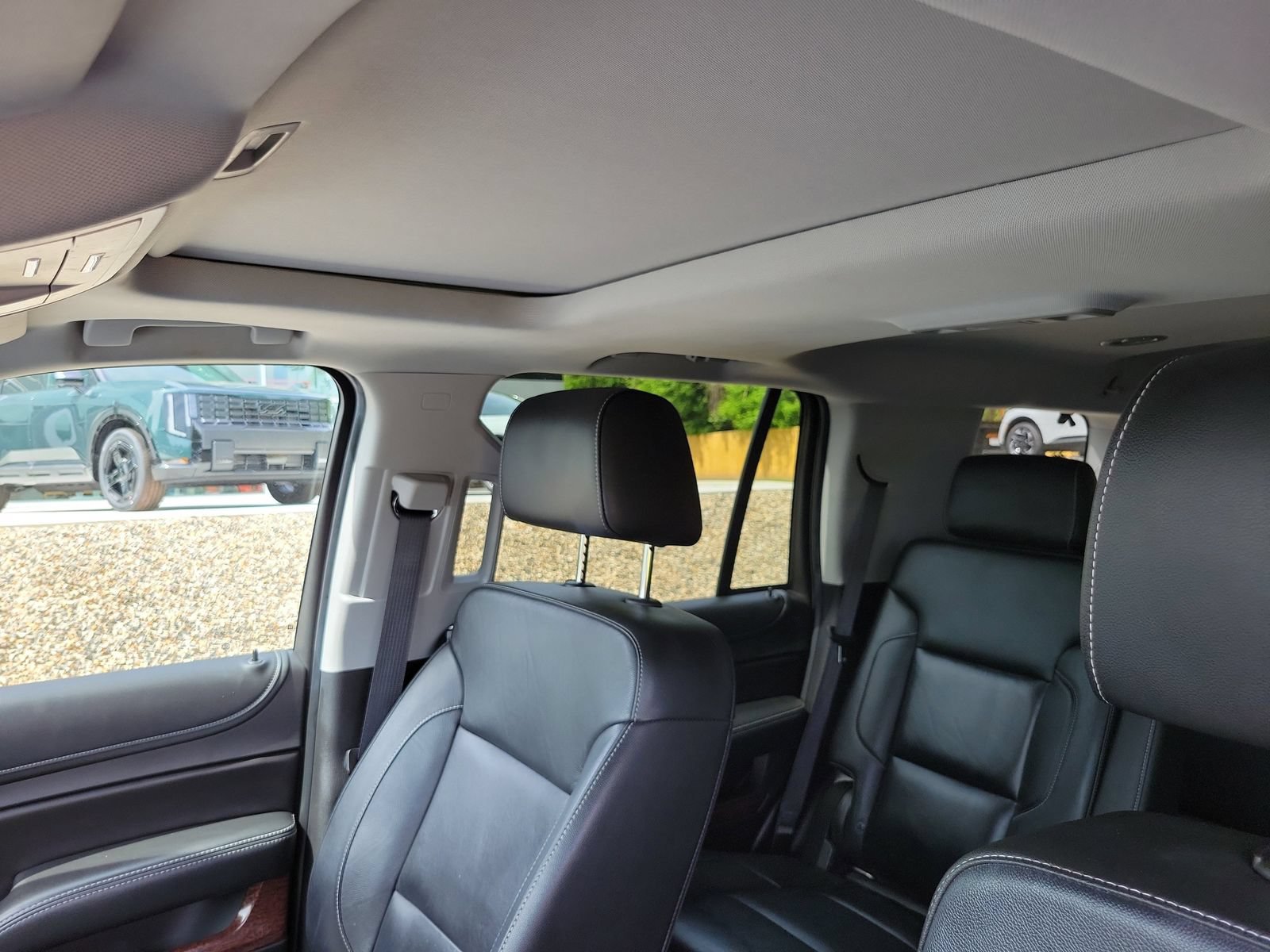 Used 2018 GMC Yukon SLT AWD/4WD image 9