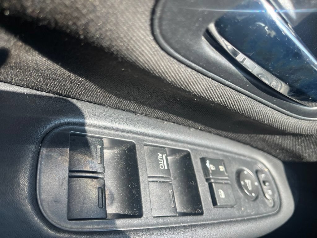 Used 2017 Honda HR-V LX image 24