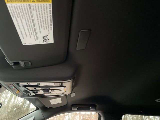 New 2026 Chevrolet Suburban High Country image 22