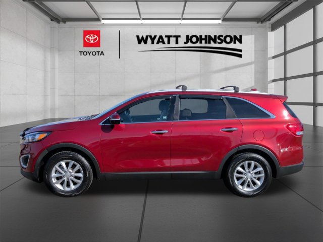 Used 2017 Kia Sorento FWD w/ LX Convenience Package image 4