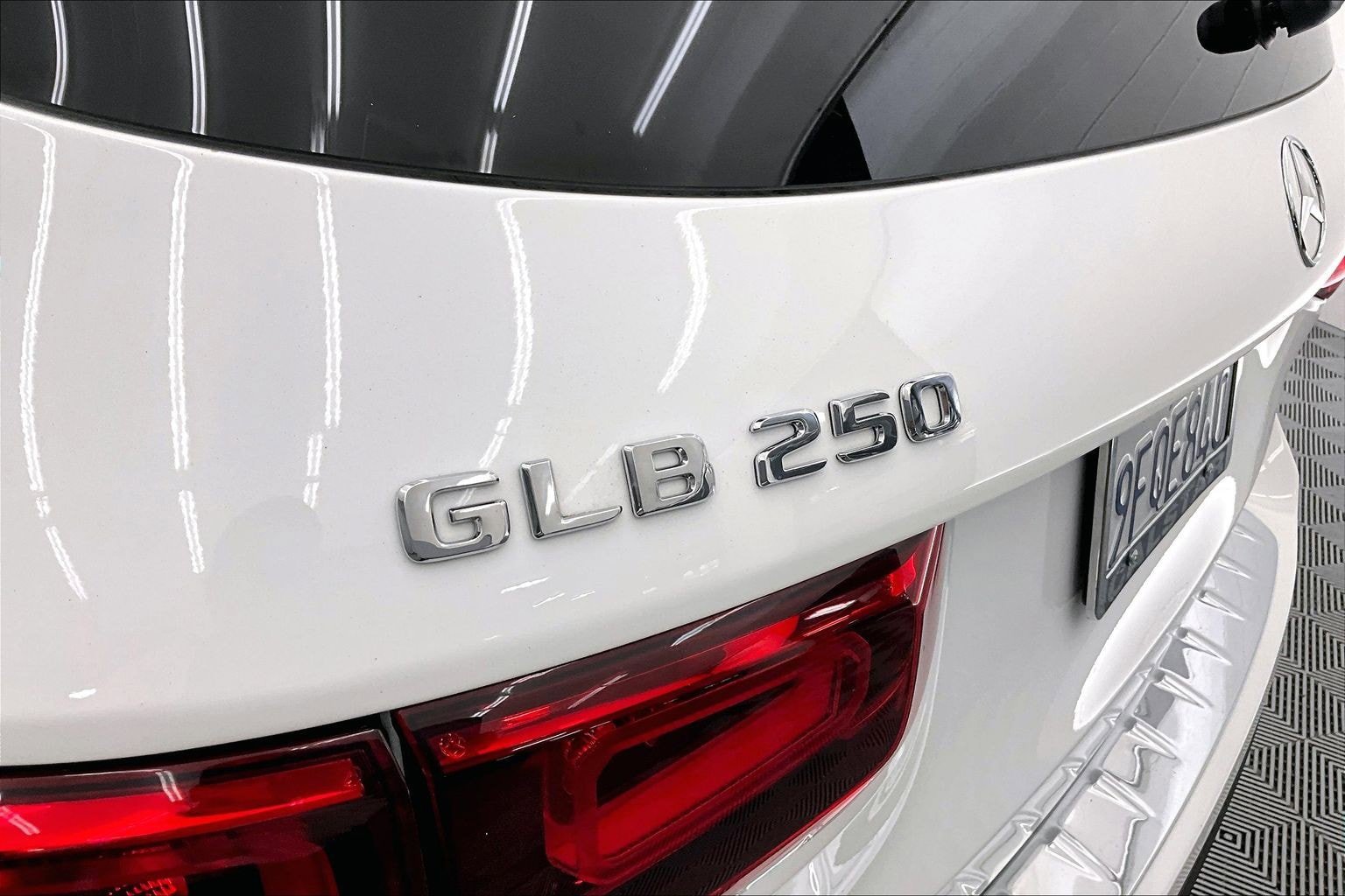 Certified 2023 Mercedes-Benz GLB 250 4MATIC image 32