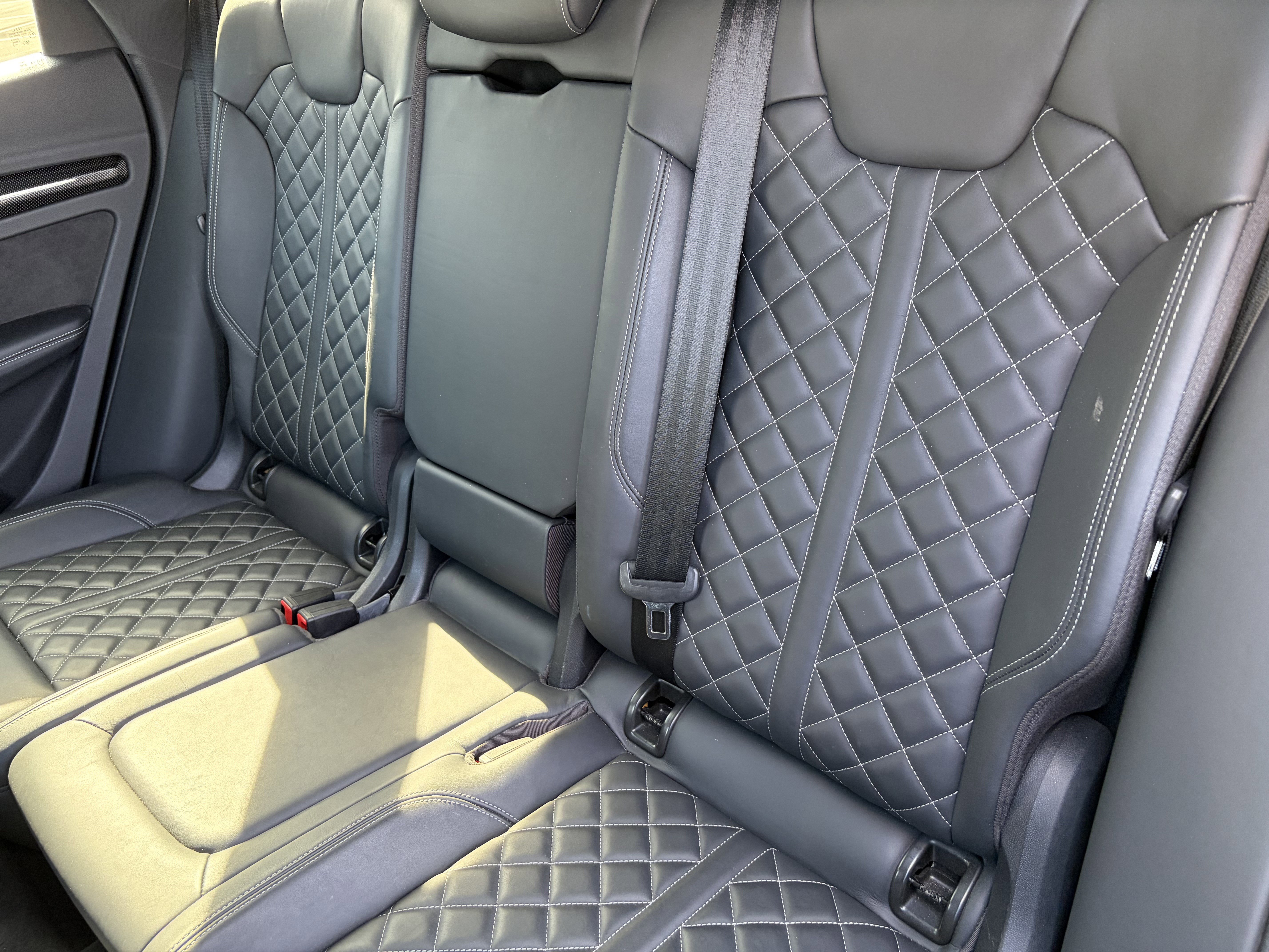 Used 2018 Audi SQ5 Premium Plus w/ Navigation Package image 31