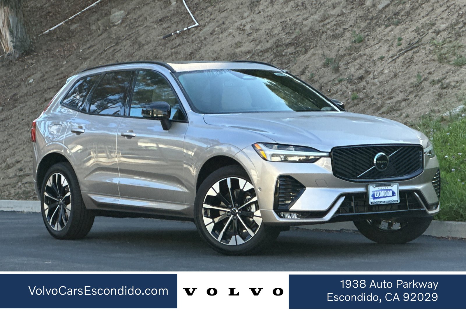New 2026 Volvo XC60 B5 Plus
