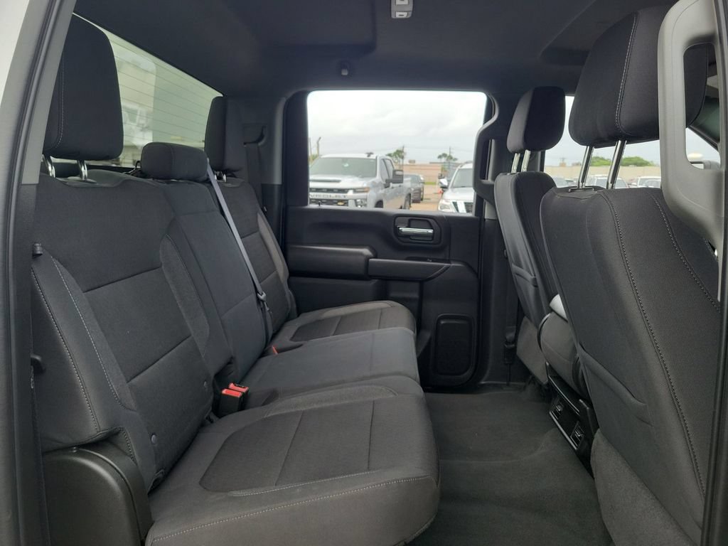 Used 2022 Chevrolet Silverado 2500 Custom w/ Custom Value Package AWD/4WD image 23
