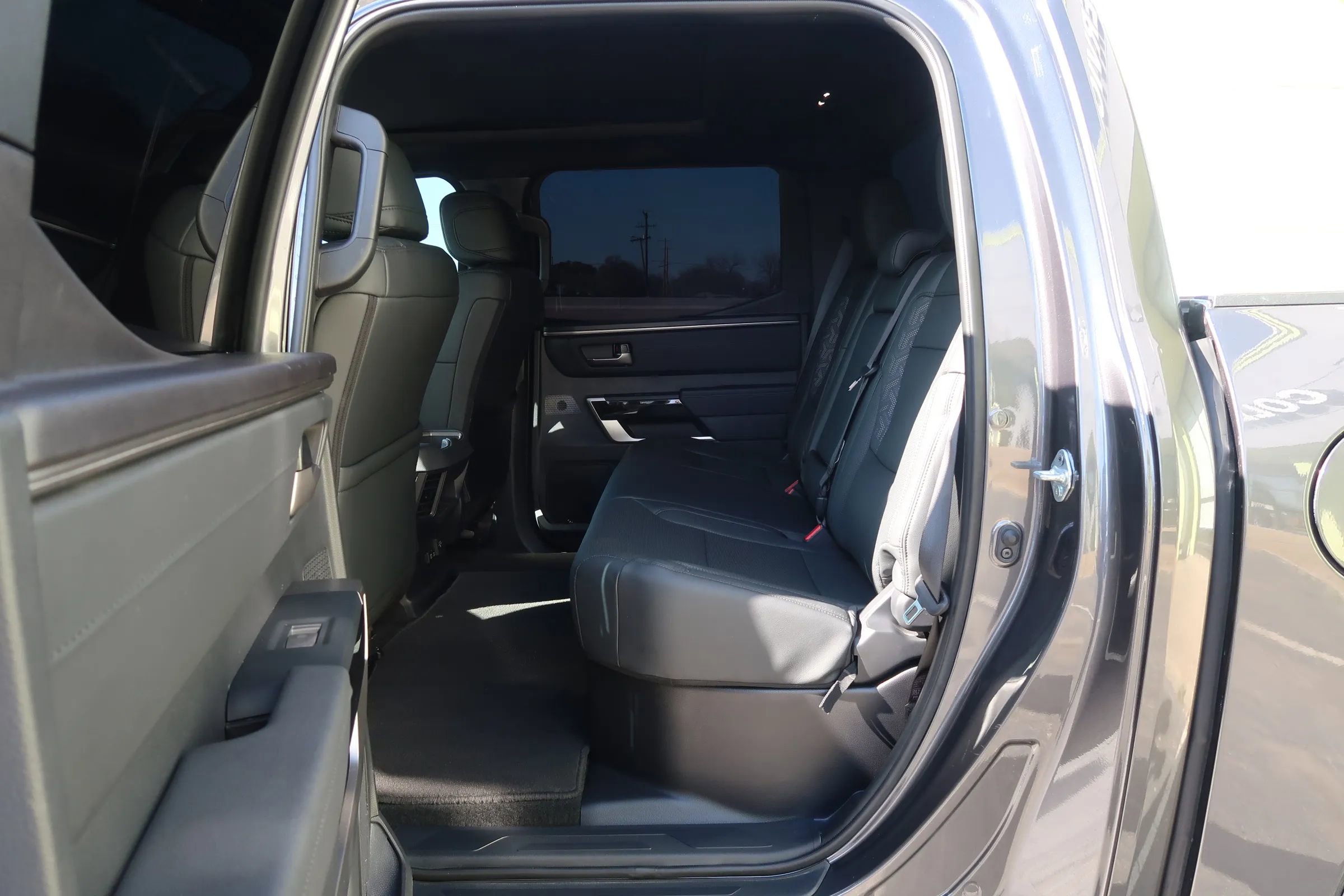 Used 2025 Toyota Tundra Limited image 19