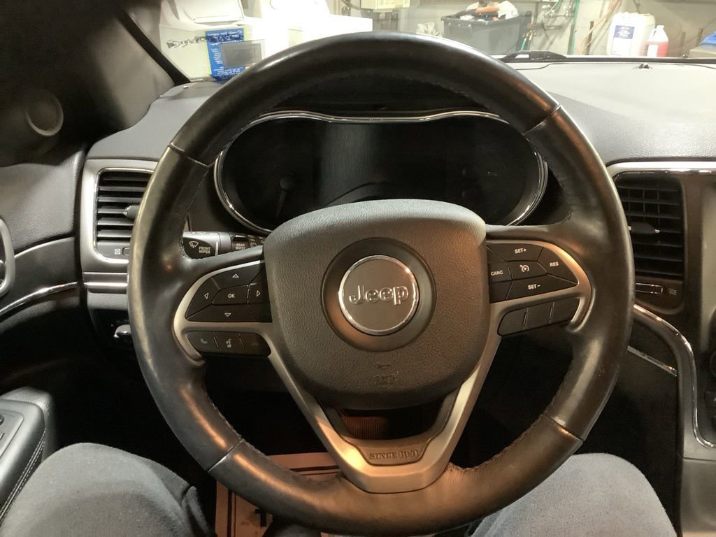 Certified 2018 Jeep Grand Cherokee Limited image 24