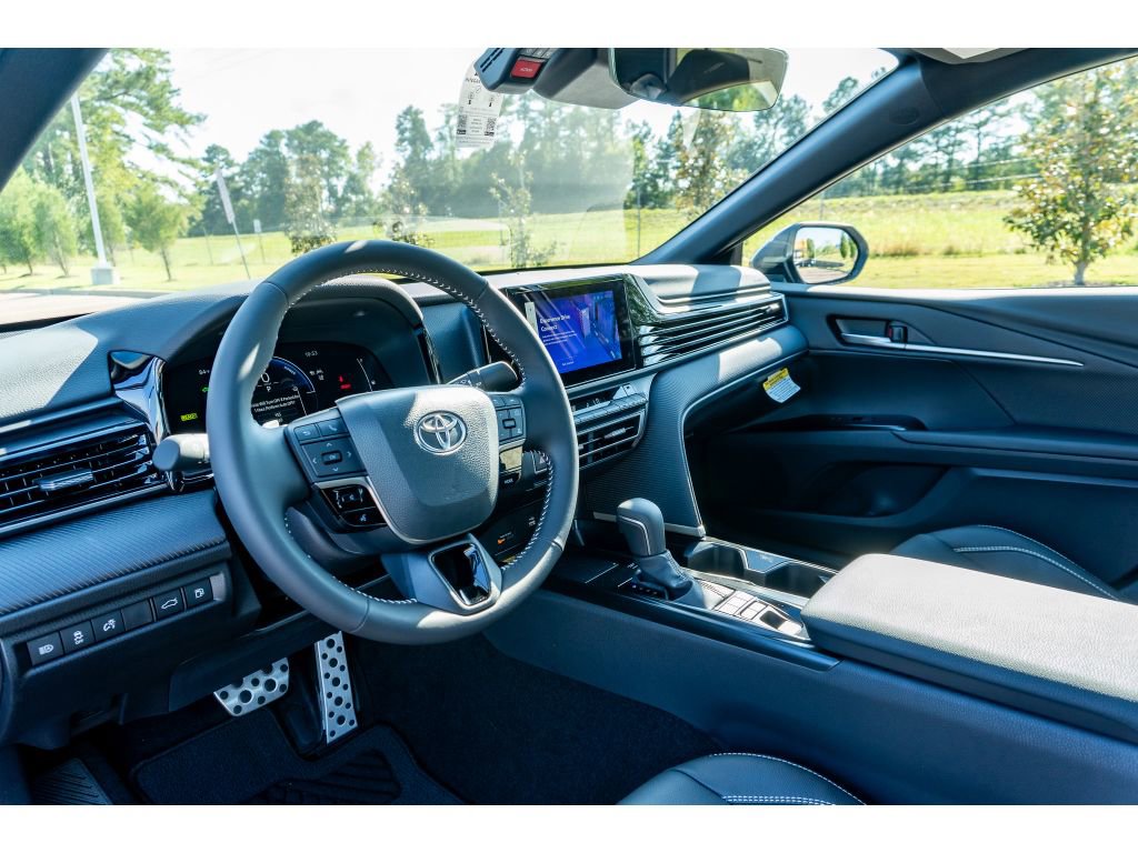 New 2026 Toyota Camry SE image 10