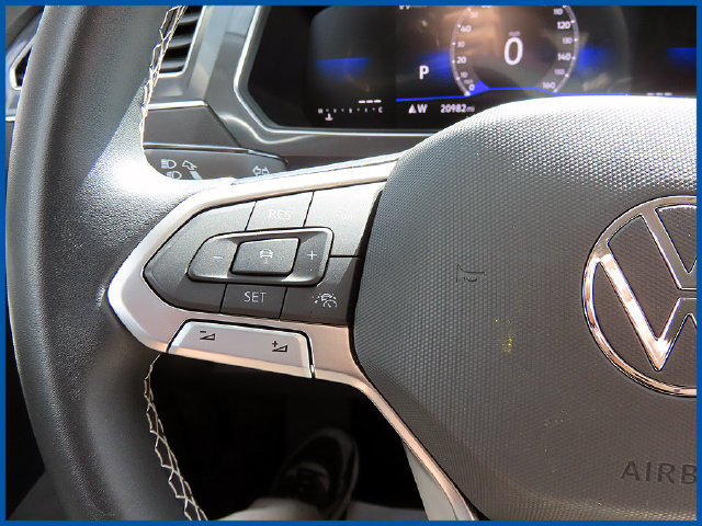 Used 2023 Volkswagen Tiguan SE AWD/4WD image 15