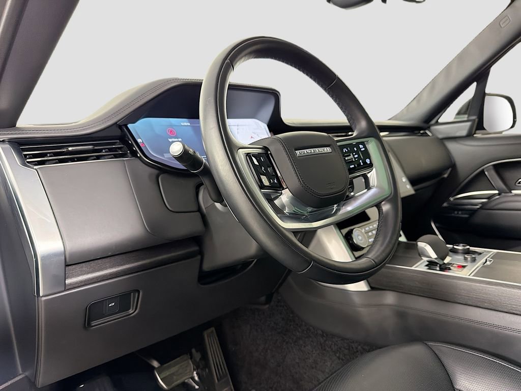 Certified 2023 Land Rover Range Rover First Edition AWD/4WD image 9