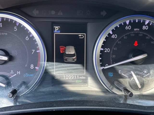 Used 2019 Toyota Highlander XLE AWD/4WD image 10