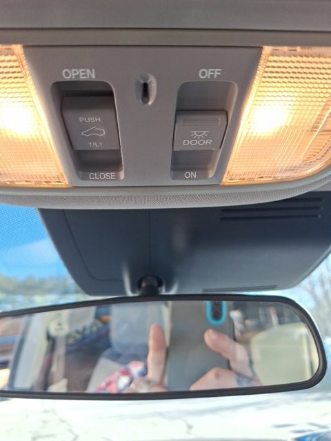 Used 2017 Honda CR-V EX image 15