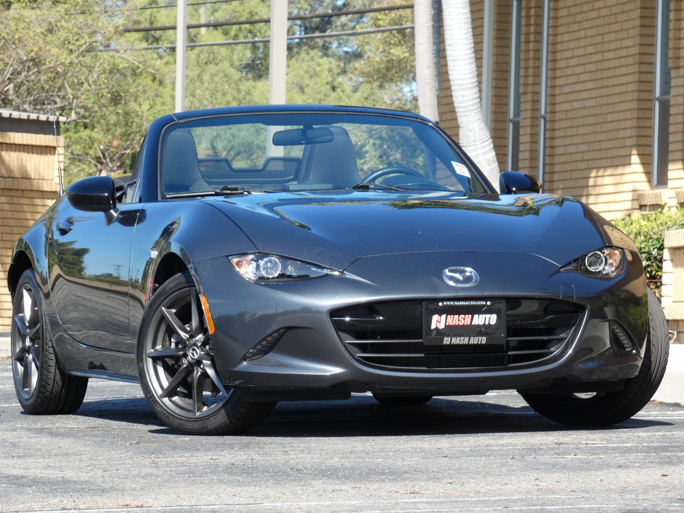 Used 2016 MAZDA MX-5 Miata Club image 3