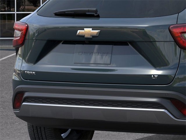 New 2026 Chevrolet Trax LT w/ Driver Confidence Package image 14