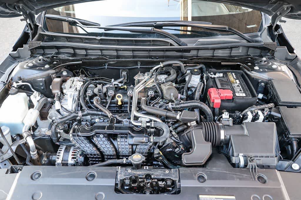 Used 2024 Nissan Altima 2.5 SV FWD image 30