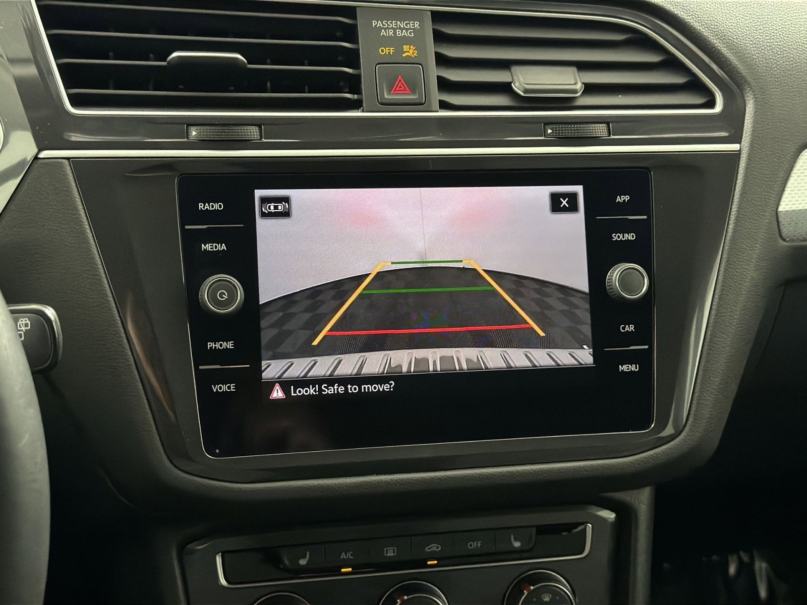 Used 2024 Volkswagen Tiguan S image 19