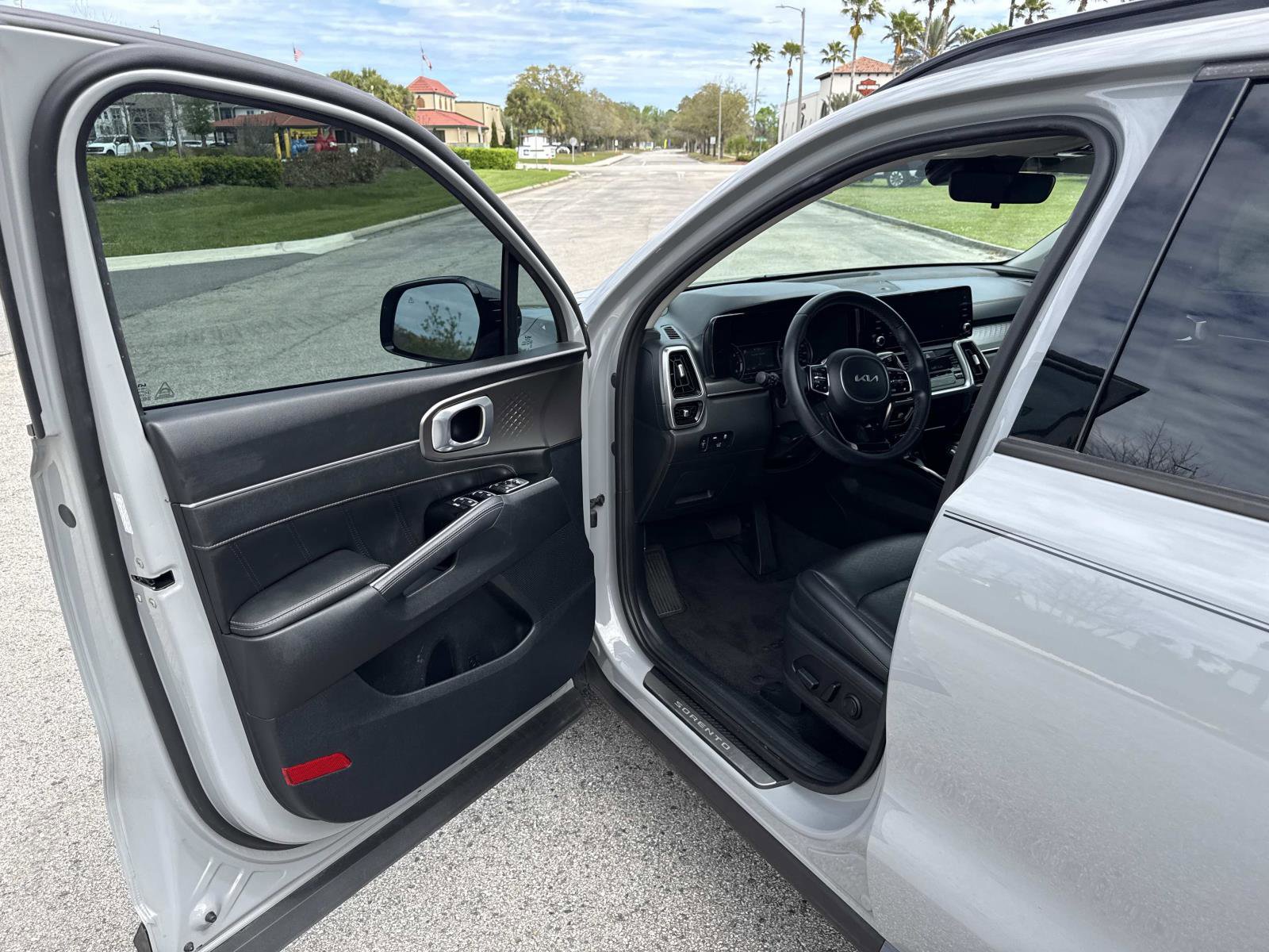 Used 2022 Kia Sorento SX AWD/4WD image 19