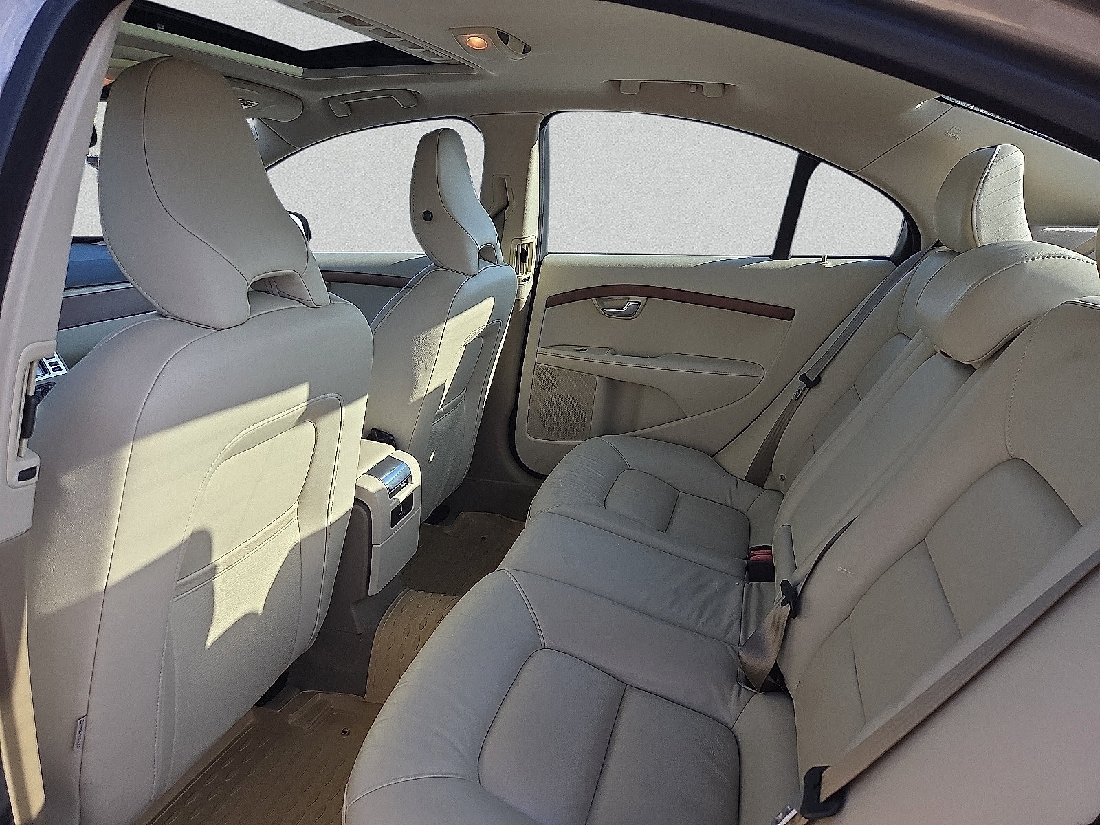 Used 2010 Volvo S80 3.2 FWD image 10