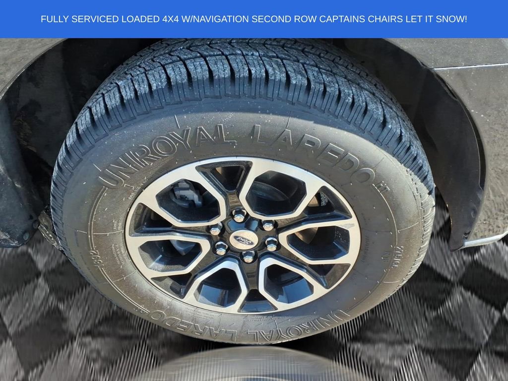 Used 2024 Ford Expedition XLT image 9