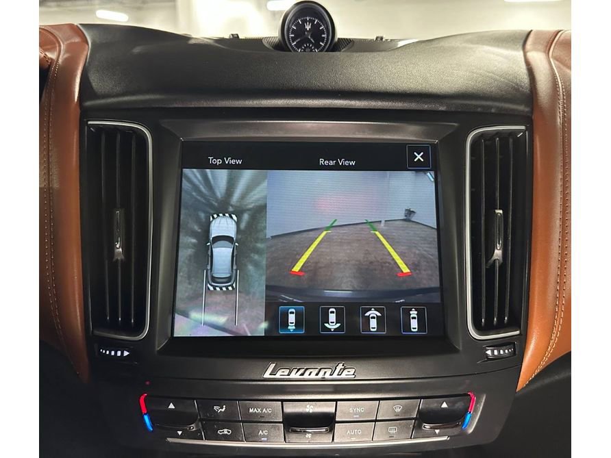 Used 2018 Maserati Levante GranLusso image 31