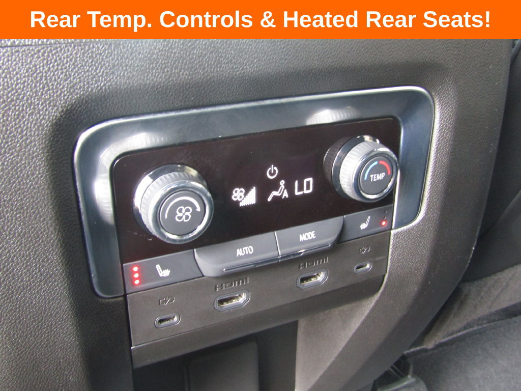 Used 2025 Chevrolet Suburban High Country AWD/4WD image 28