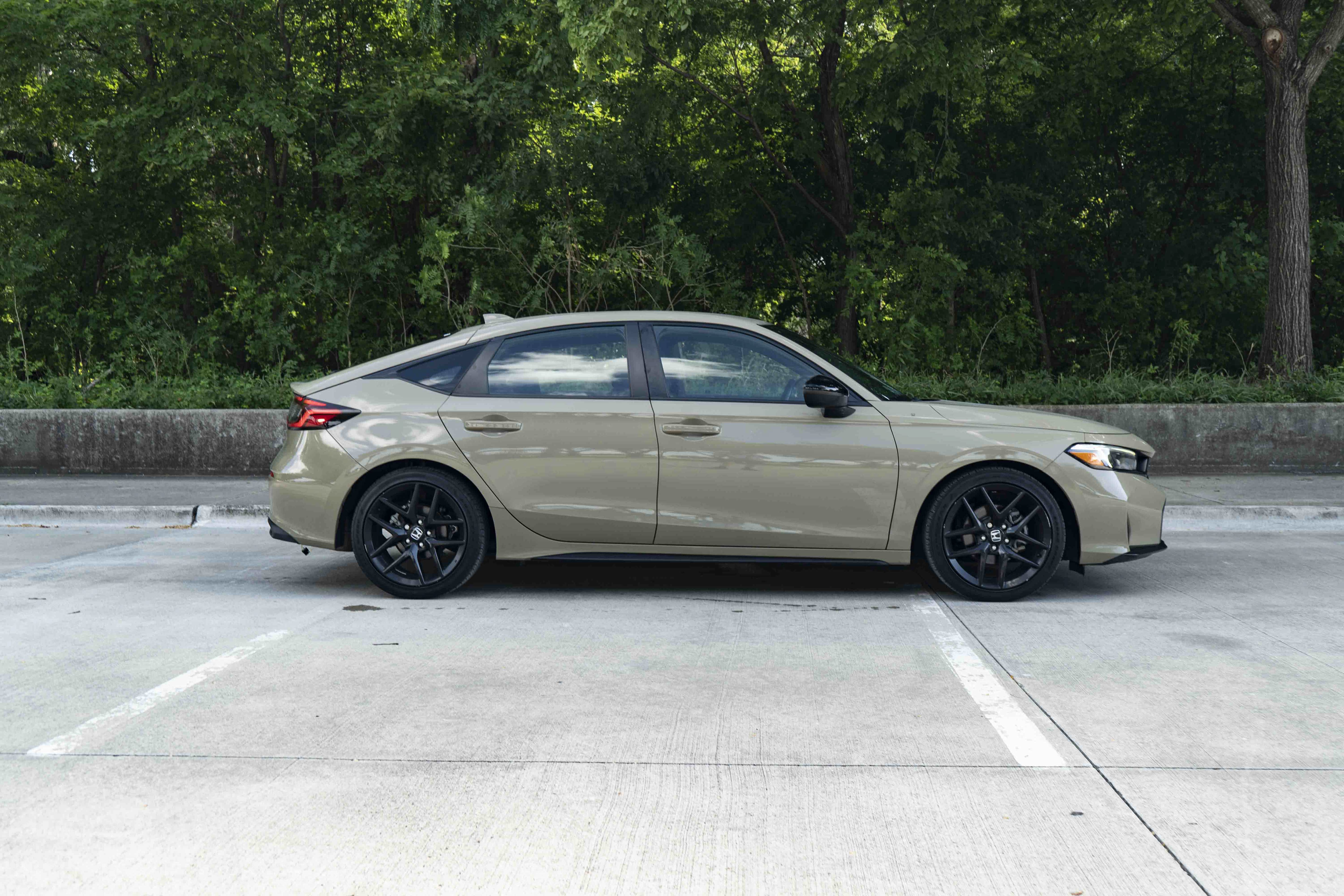 Used 2025 Honda Civic Sport image 10