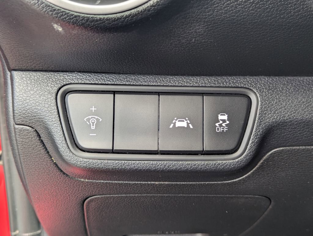 Used 2021 Kia Forte LXS FWD image 23